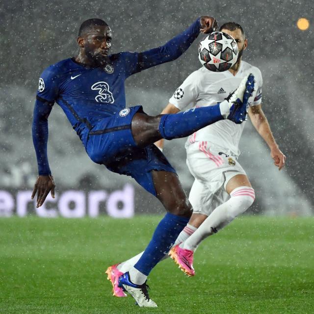 体育比分-名宿：切尔西差个好前锋 皇马应对平局满意